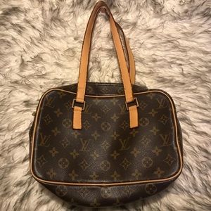 Louis Vuitton bag authentic